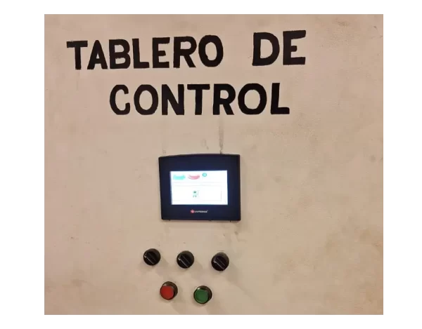 Control plc con pantalla tactil sistema de bombeo